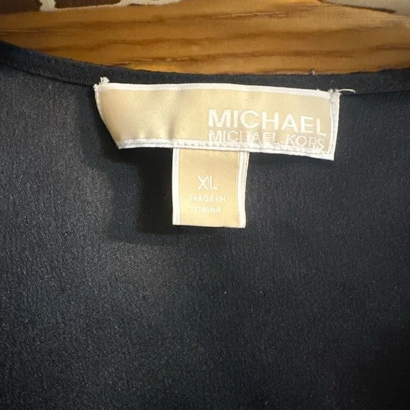 Michael Kors Black Sleeveless Lace Trim Top - Picture 3 of 3